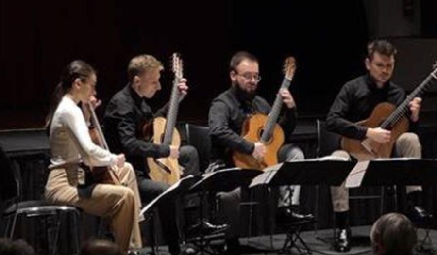 Erlendis Quartet