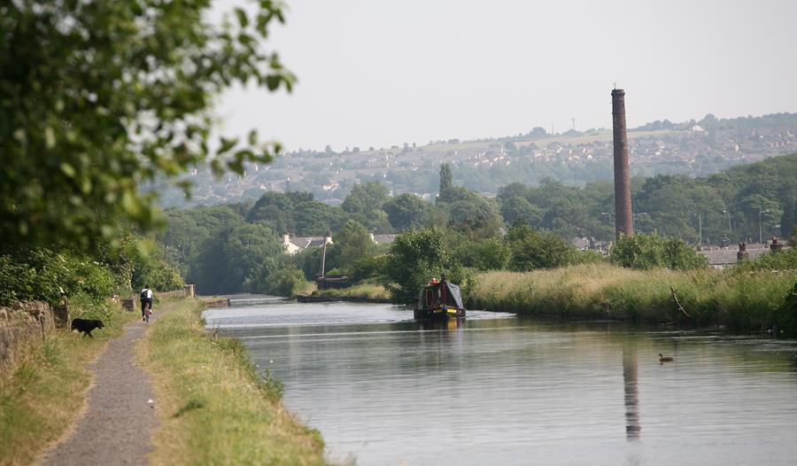 The Straight Mile' - Leeds and Liverpool Canal