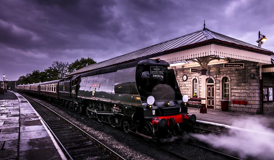 Dining with Distinction at East Lancashire Railway