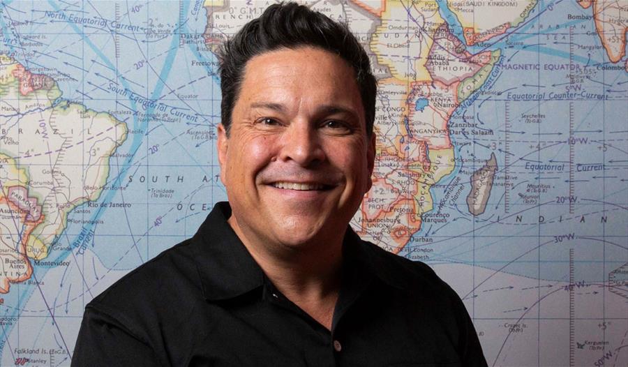Dom Joly's Holiday Snaps