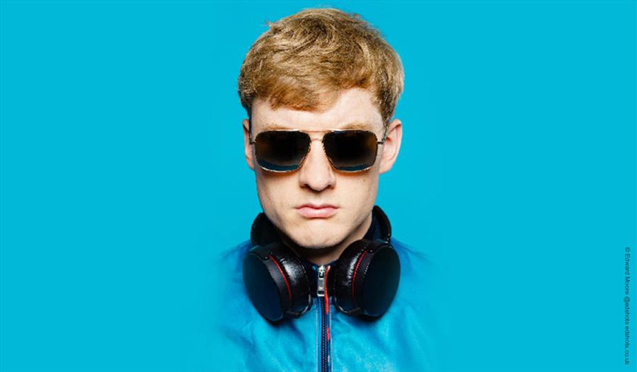 James Acaster: COLD LASAGNE HATE MYSELF 1999