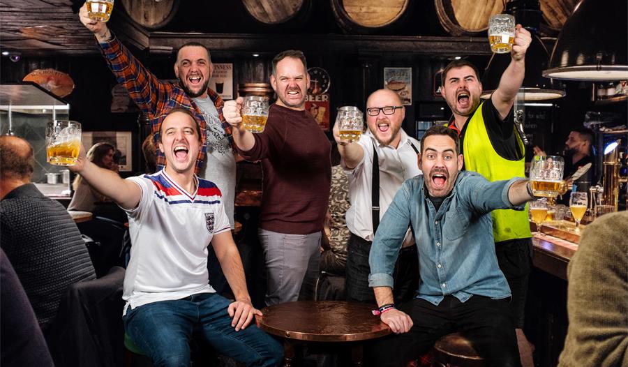New Year's Eve with Last Orders - The Pub Choir