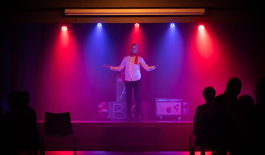 SPOKEN WORD : Monologue Smash w/ Footlights Rossendale