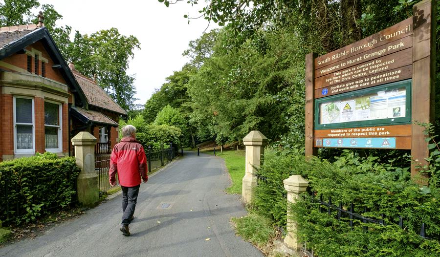 Hurst Grange Park Ramble