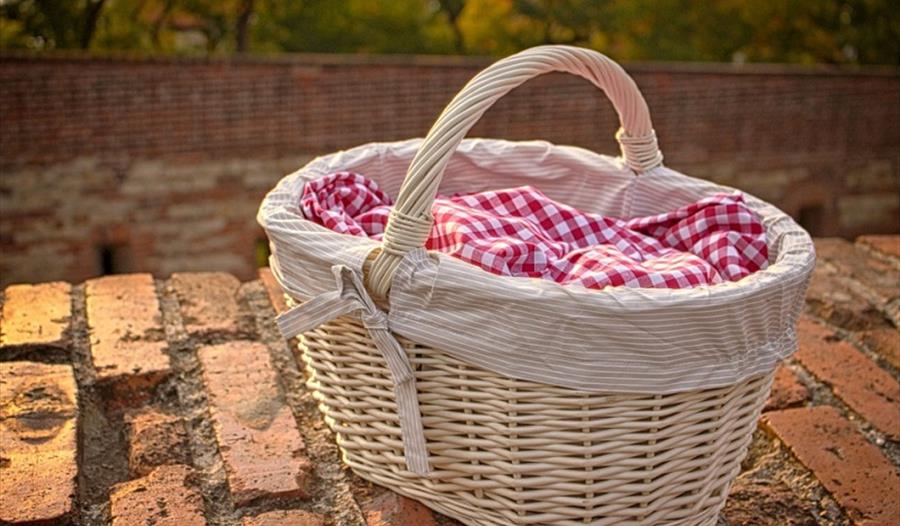 Afternoon Tea - Wakes Week Picnic