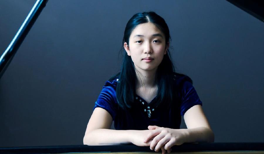 RVIPW - Lauren Zhang