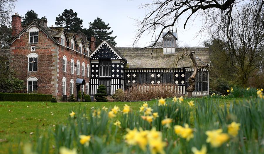 Rufford Old Hall Barefoot Walking