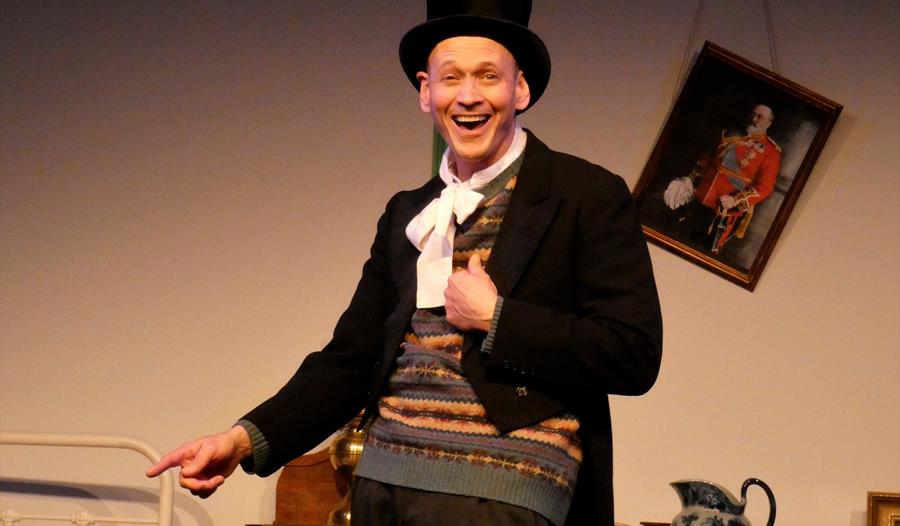 DAN LENO - A ROYAL JESTER