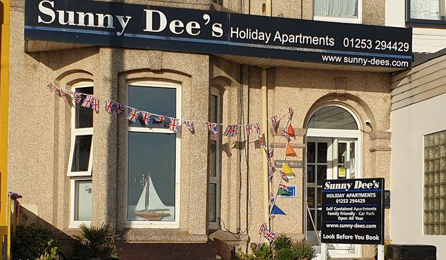 Sunny Dees Holiday Apartments