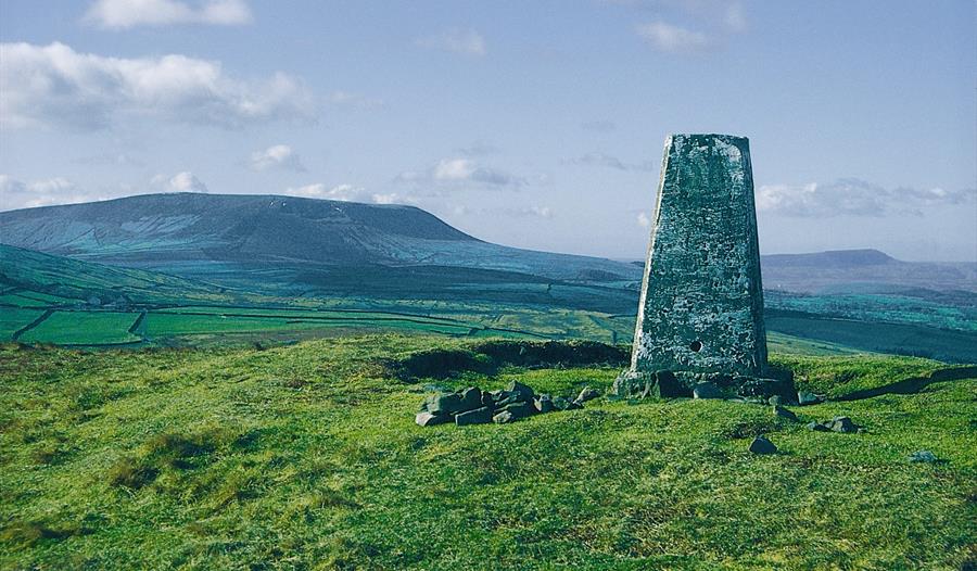 Barnoldswick Circular Walk