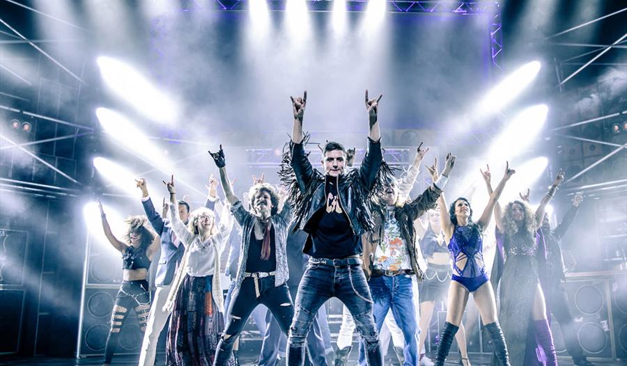 Rock Of Ages Cast