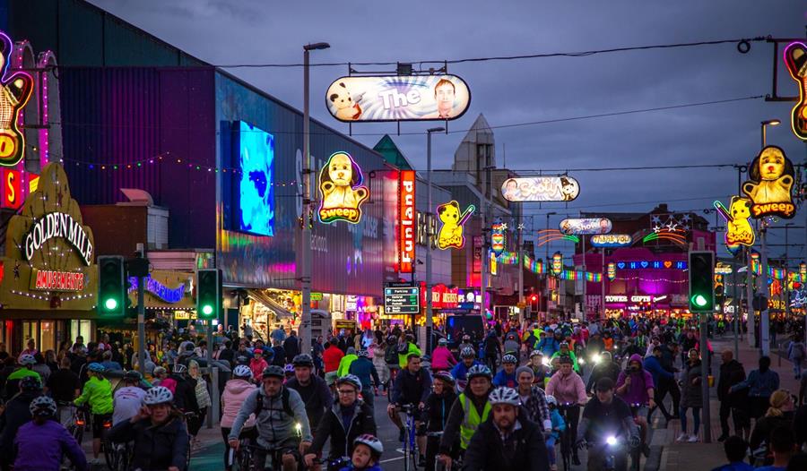Ride The Christmas Lights Blackpool 2021