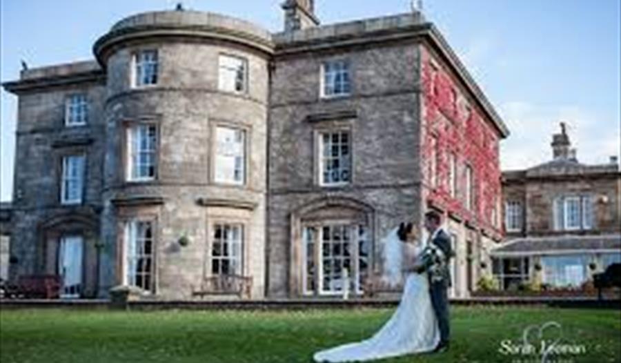Wedding Fayre Shaw Hill Golf & Spa hotel