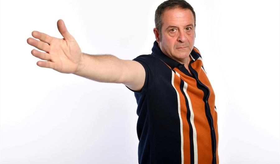 Mark Thomas: Hit Refresh - 50 Things About Us