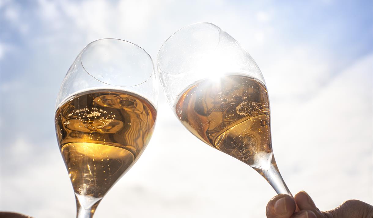 English Wine and BBQ at The Three Fishes