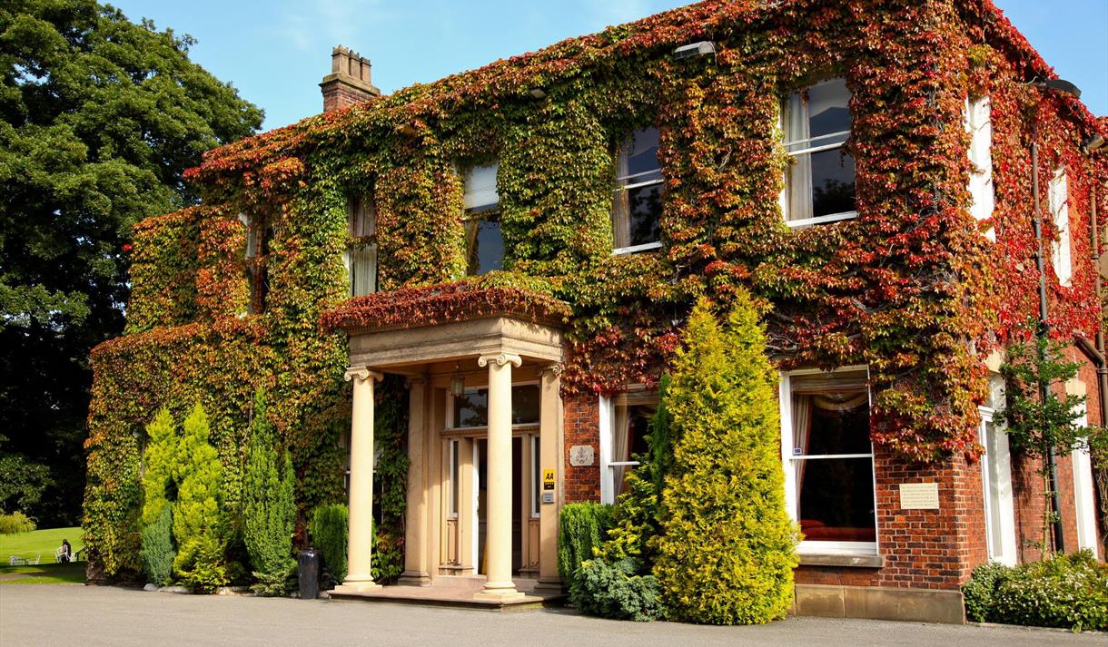 Farington Lodge Hotel