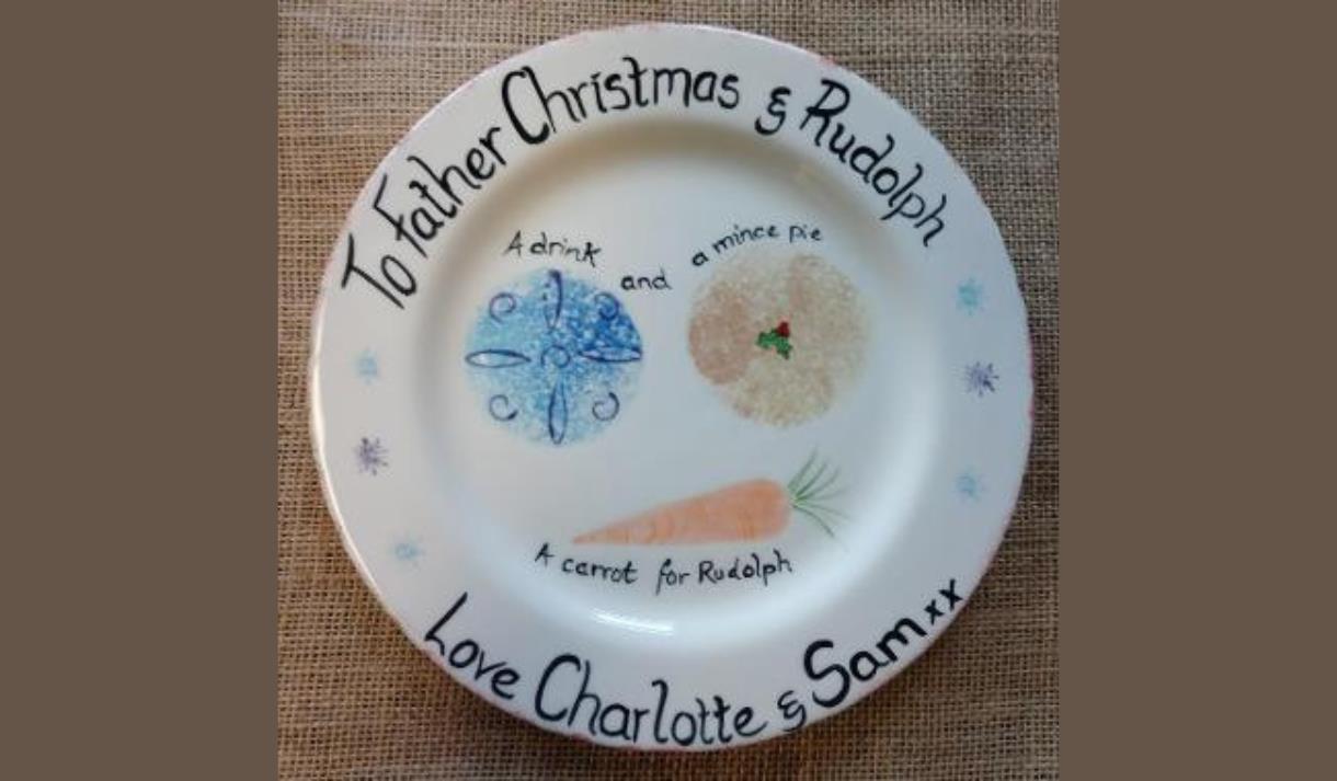 Personalised christmas outlet plates