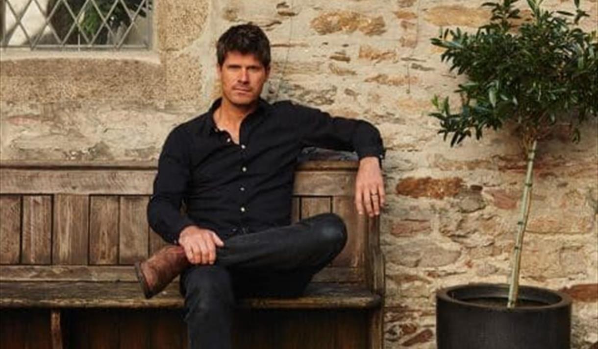 SETH LAKEMAN Accompanied by Benji Kirkpatrick & Alex Hart