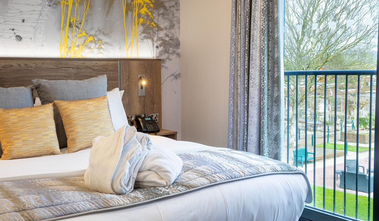Barton Manor Hotel & Spa
