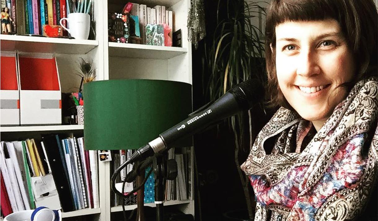 Gin Bar and Live Music - Sarah Grundy