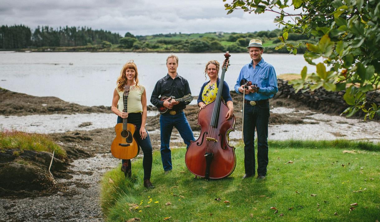 Grateful Fred's: Foghorn String Band