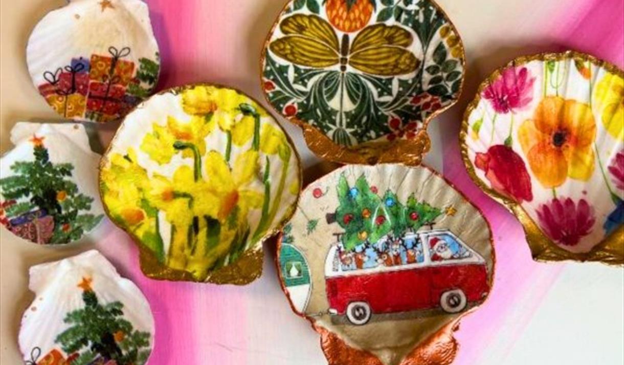 Festive Decoupage Decoration Workshop