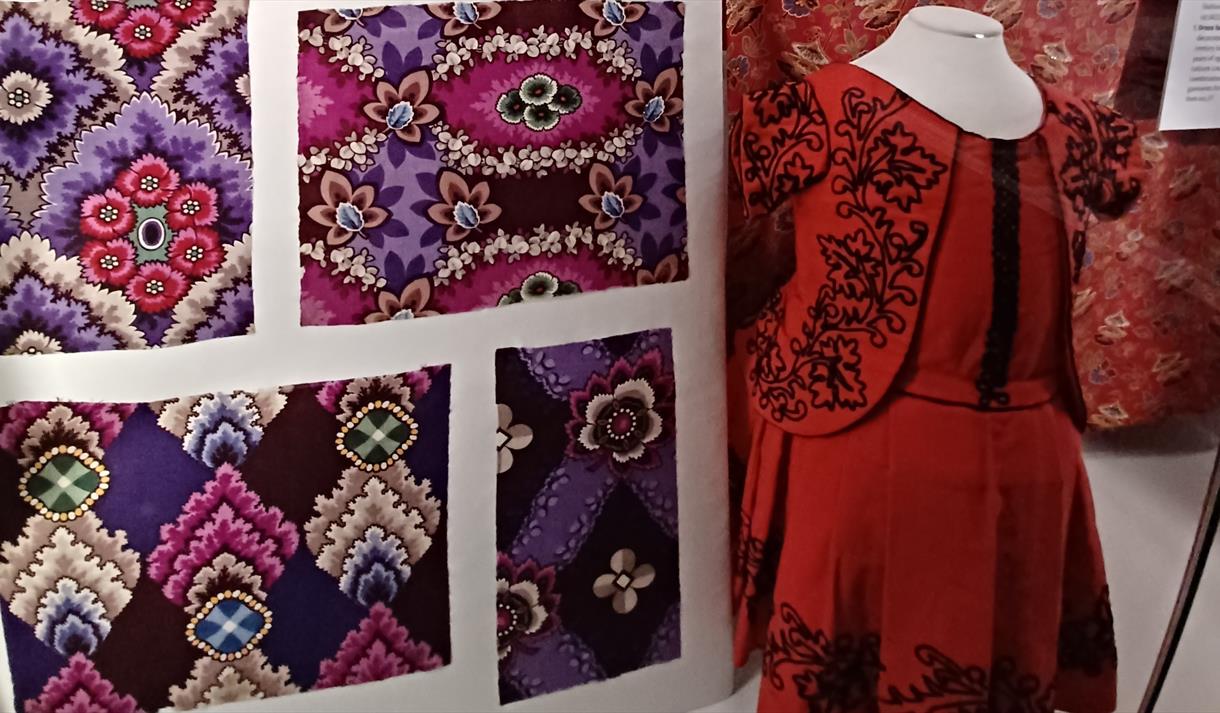 Gallery Tour: Exploring Innovations in Colour Printing & Dyeing