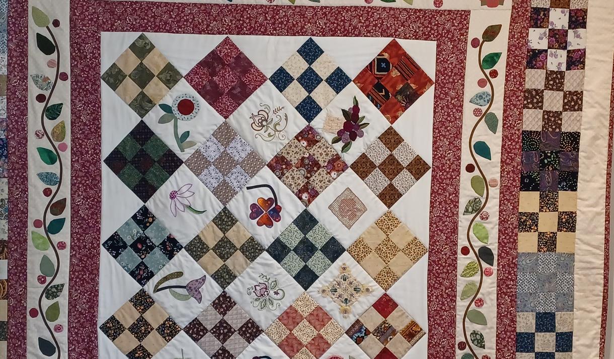 Discovering Patchwork and Quilts