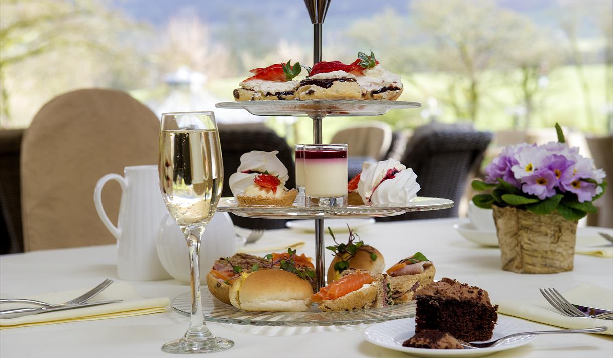 Valentine's Musical Afternoon Tea at Gibbon Bridge Hotel