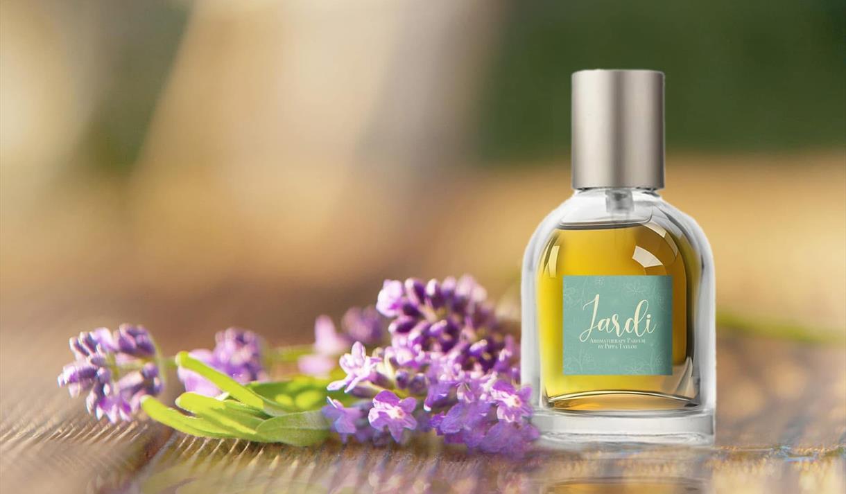 Make Your Own Aromatherapy Perfume