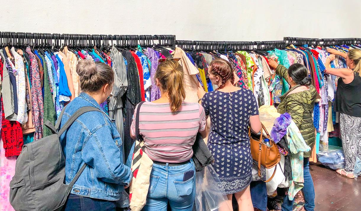 Lancaster Preloved Vintage Kilo