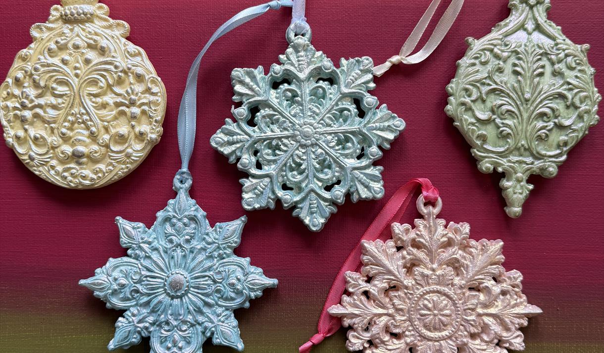 Resin Decoration Workshop at Holden Clough