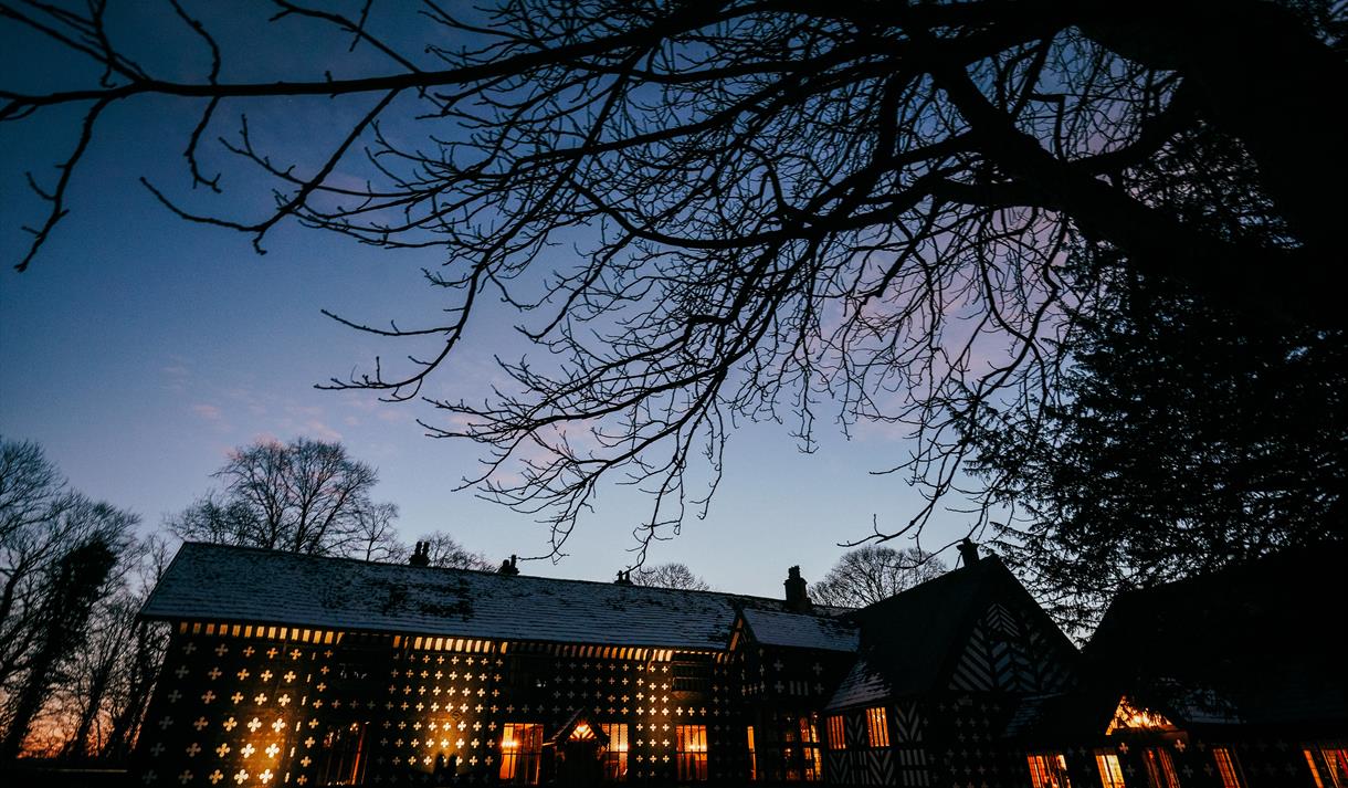 Mistletoe for Murder. A Murder Mystery Evening