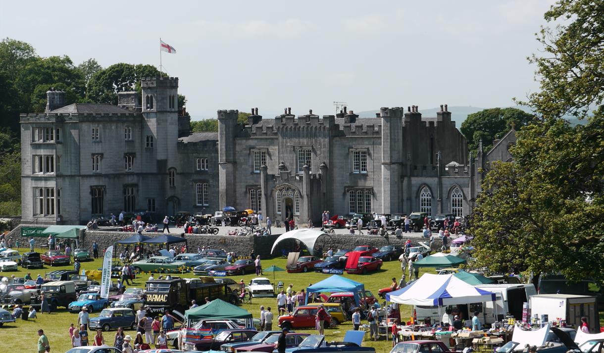 Classic Car Rally at Leighton Hall