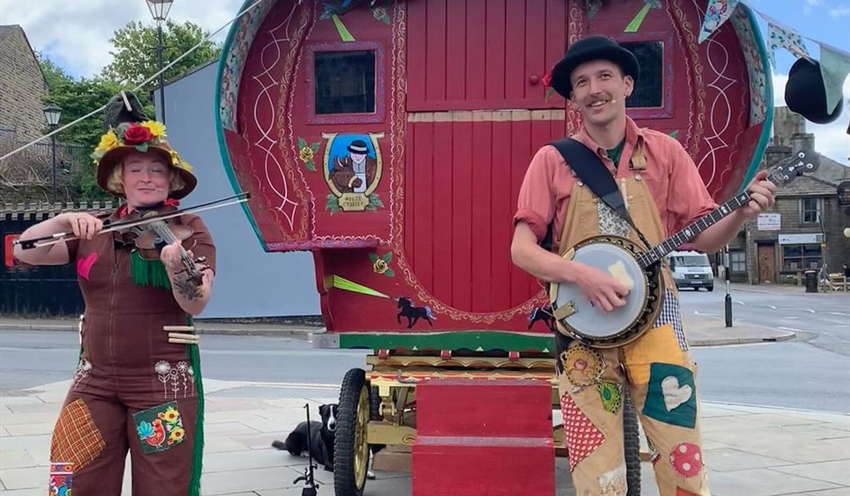 Waterfoot Wakes : The Old Time Rags Travelling Show : Live from the Wagon.