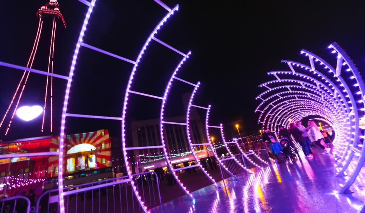 Spiro Light Tunnel Lightpool Festival 2021