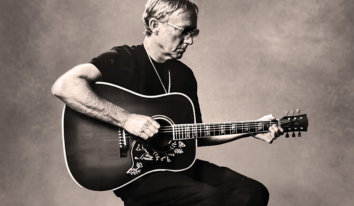 An Evening with Steve Cradock