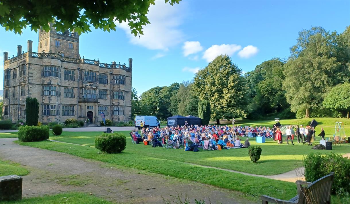 Outdoor theatre – Treasure Island