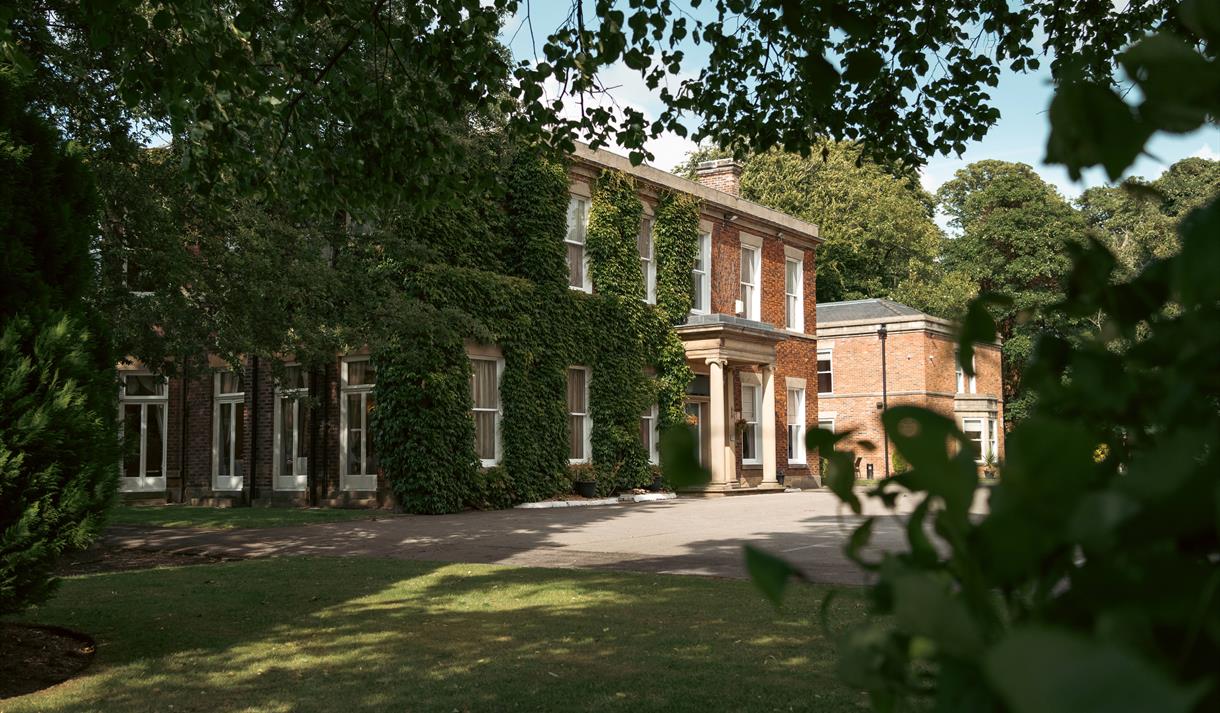 Farington Lodge Hotel and Wedding Venue