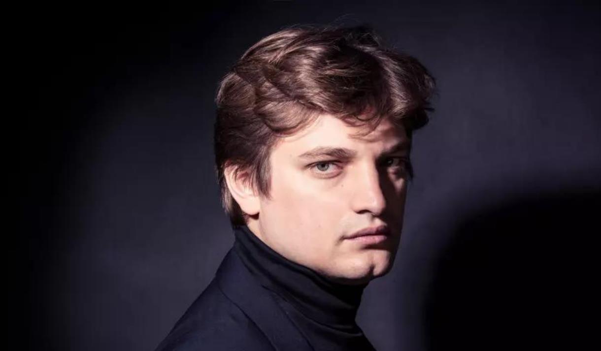 Petr Limonov: Introspective Dialogues: From Renaissance to Romanticism