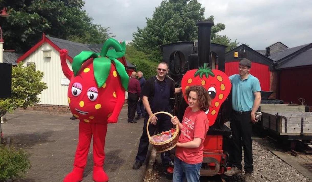 Stawberries & Steam at West Lancashire Light Railway