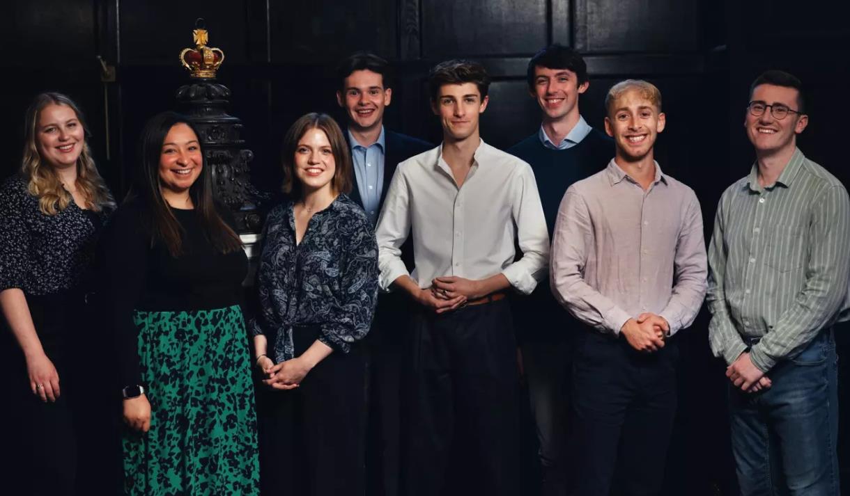 VOCES8 Scholars Ensemble: All Seems Beautiful