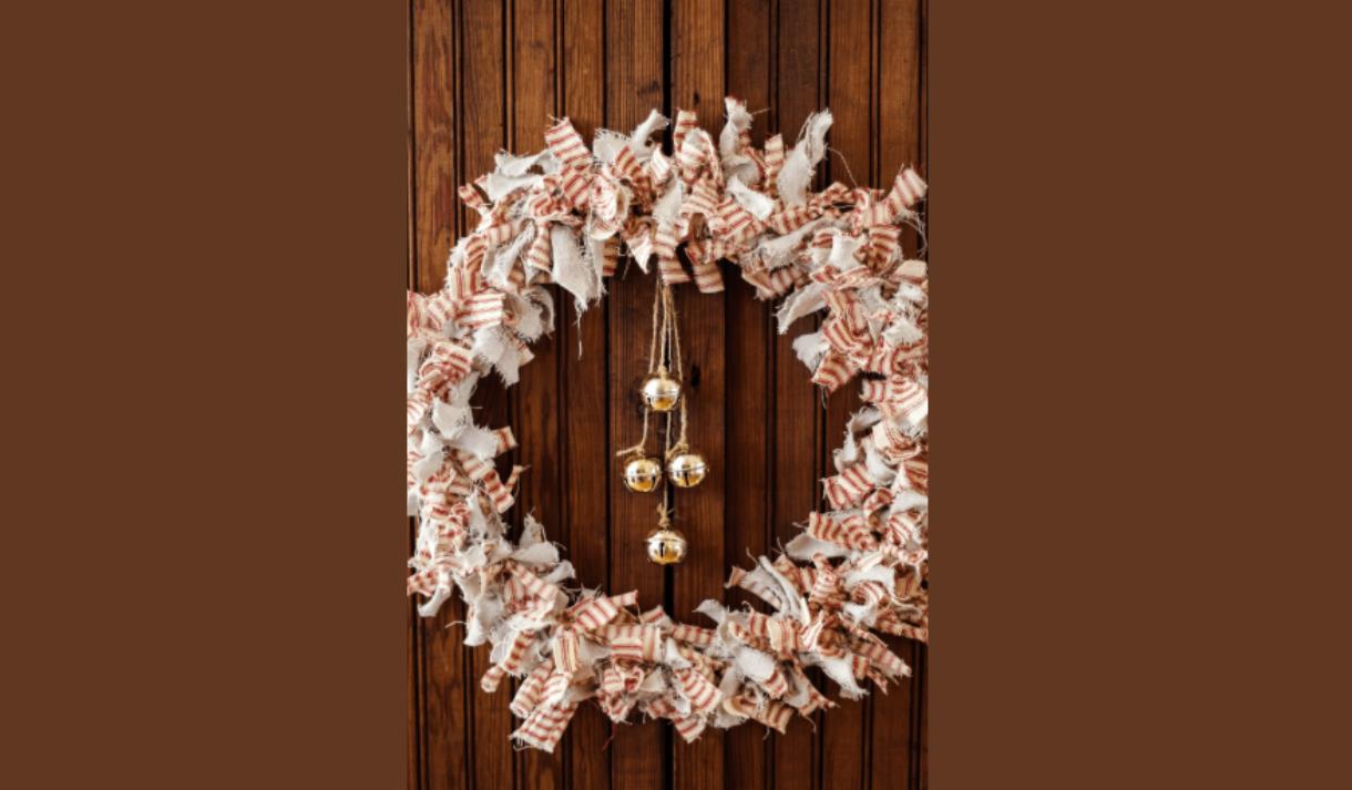 Christmas Rag Wreath Making