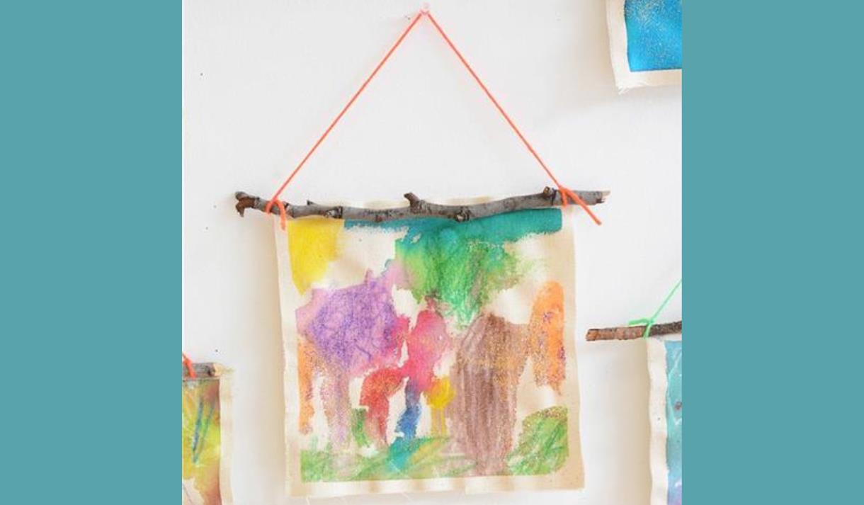 Mini Makers: Creative wall hanging at The Whitaker