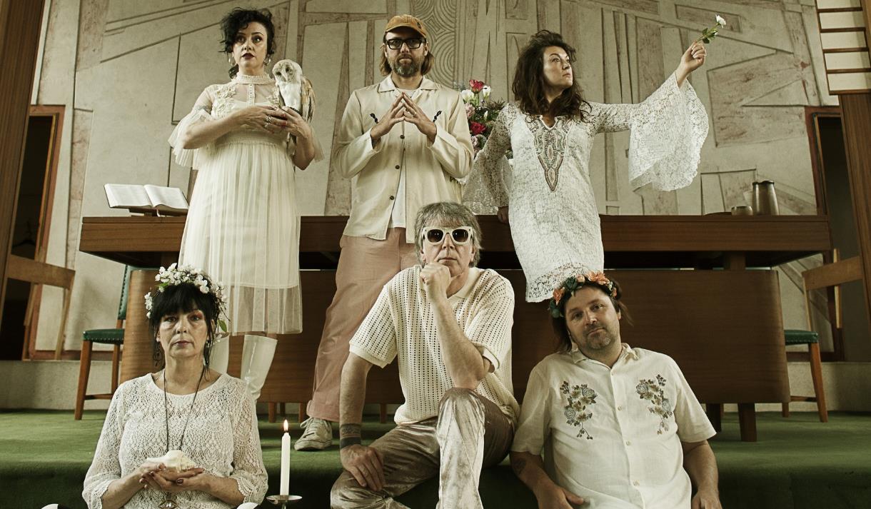 Waterfoot Wakes Live Music: Heavy Salad + Lazlo Baby support act: Iguanas on the Floor
