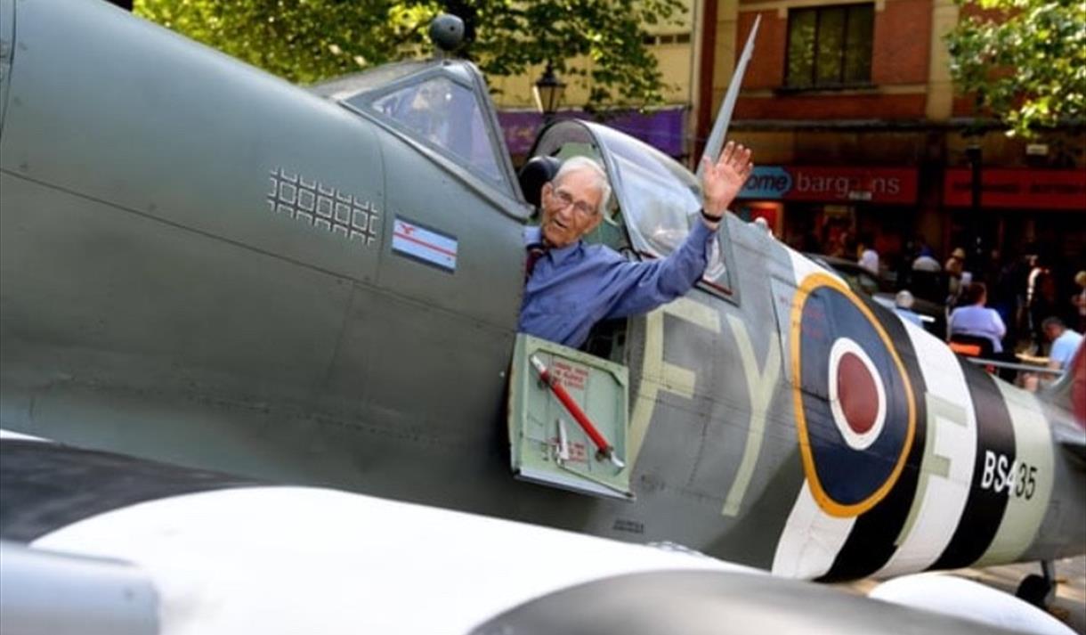 Two Seater Spitfire Flight Experiences