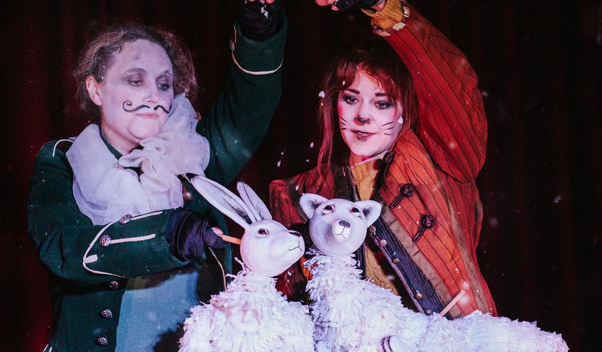 Family Theatre: Carried By The Wind