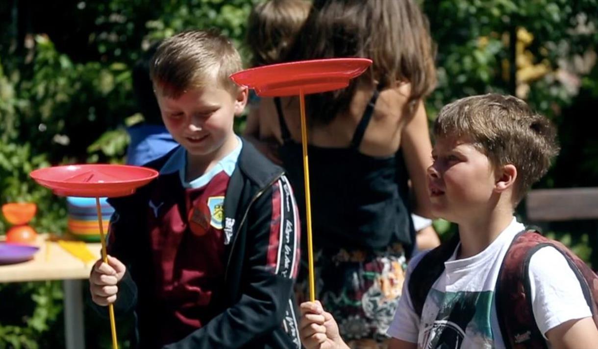 Waterfoot Wakes : Circus Skills