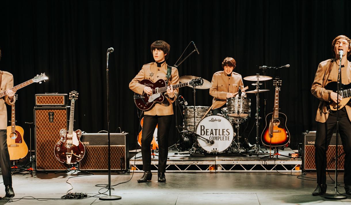 Beatles Complete - A Night of Beatlemania