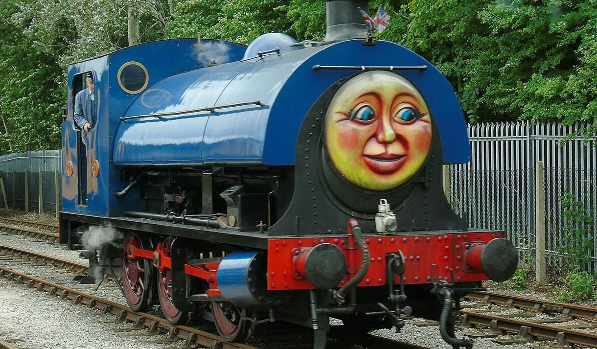 Friendly Engines and Model Railway Bank Holiday Weekend